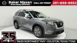 2025 Nissan Pathfinder SV