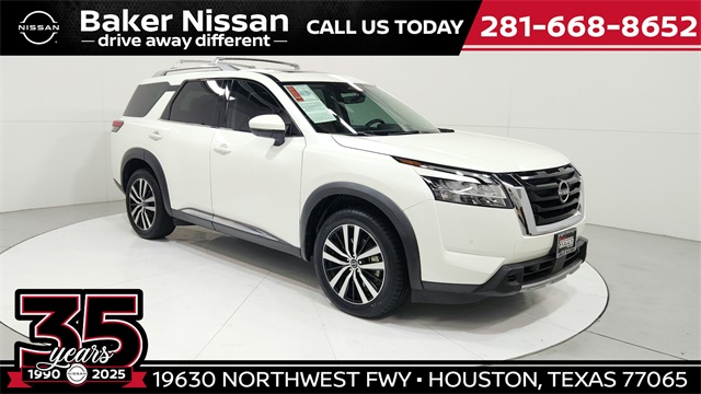 2023 Nissan Pathfinder Platinum