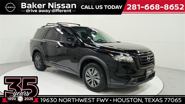 2022 Nissan Pathfinder SV