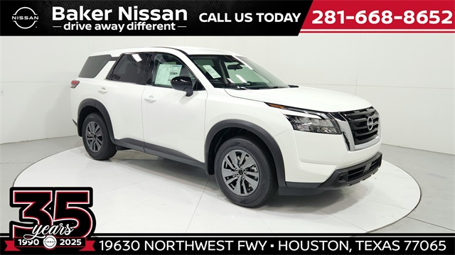 2025 Nissan Pathfinder S